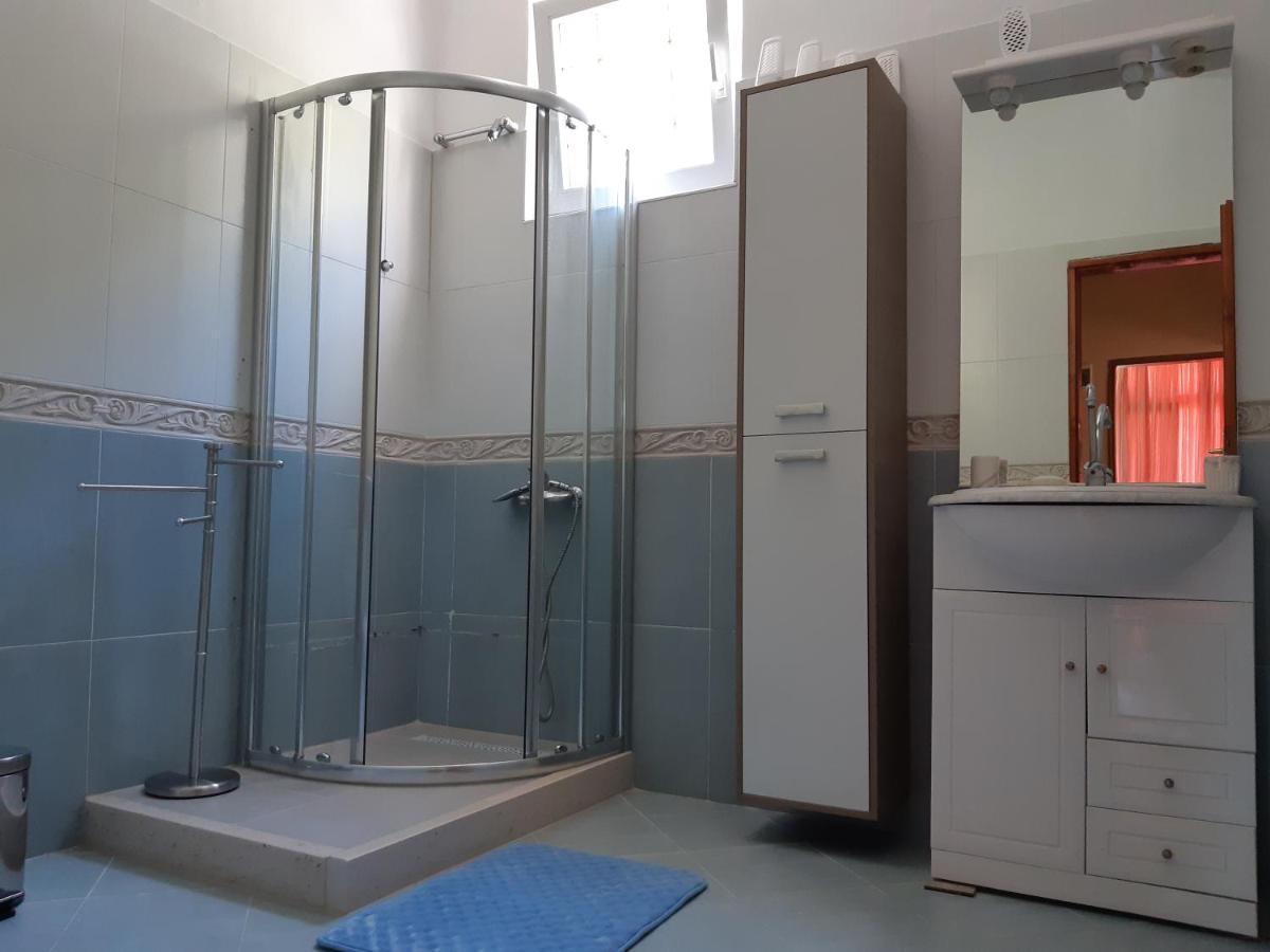 Villa Garden Apartments Herceg Novi Buitenkant foto